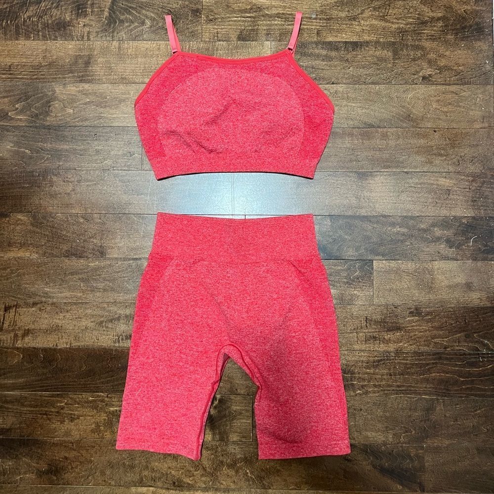 Workout Set - Picture 1 of 3